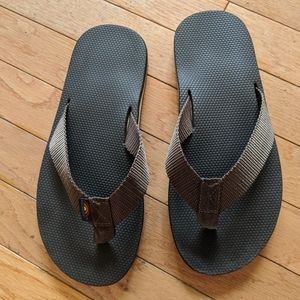 Nylon rainbow flip flops